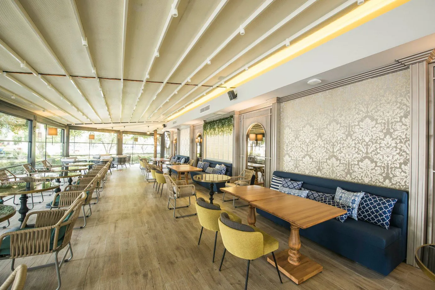Restoran iç mekanı
